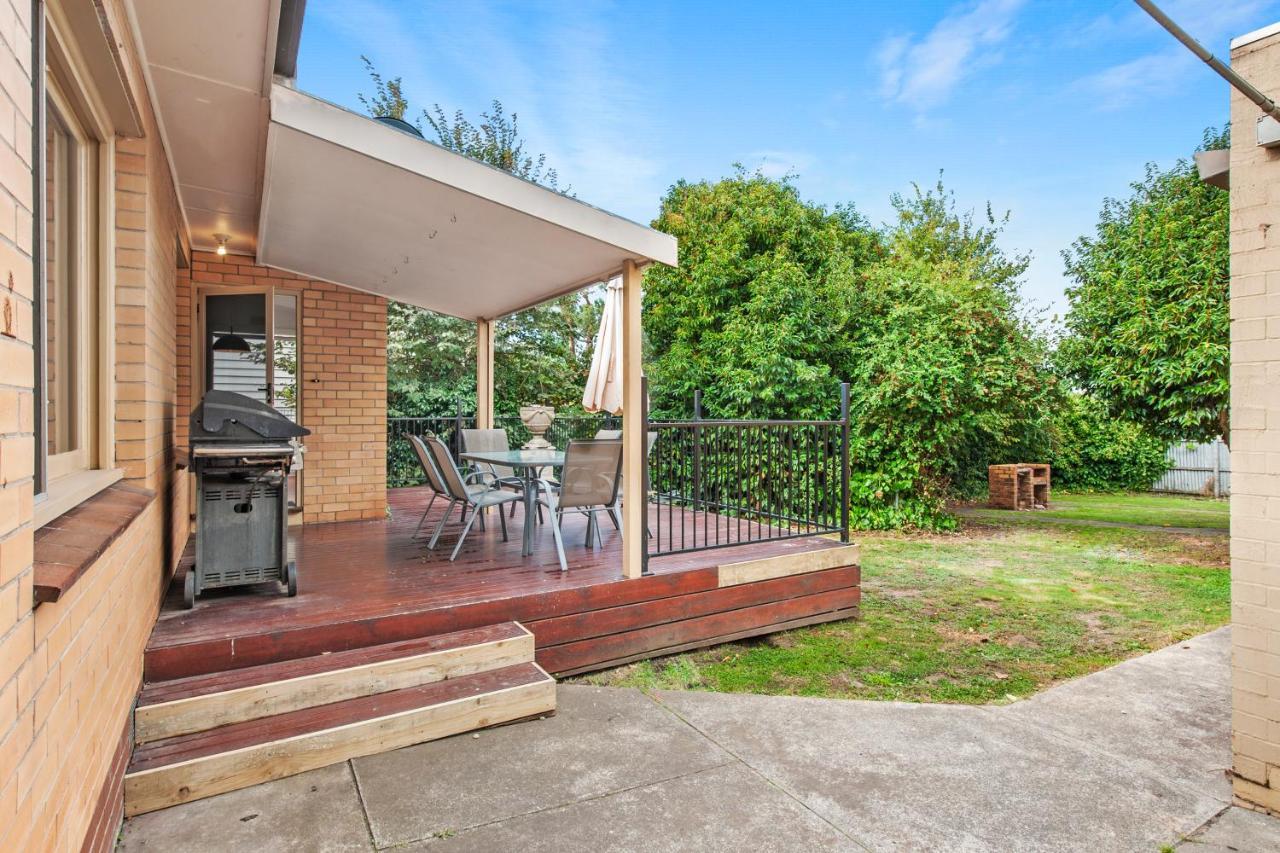 Vila Family Friendly, Sleeps 8, Big Backyard, Pet Friendly Ballarat Exteriér fotografie