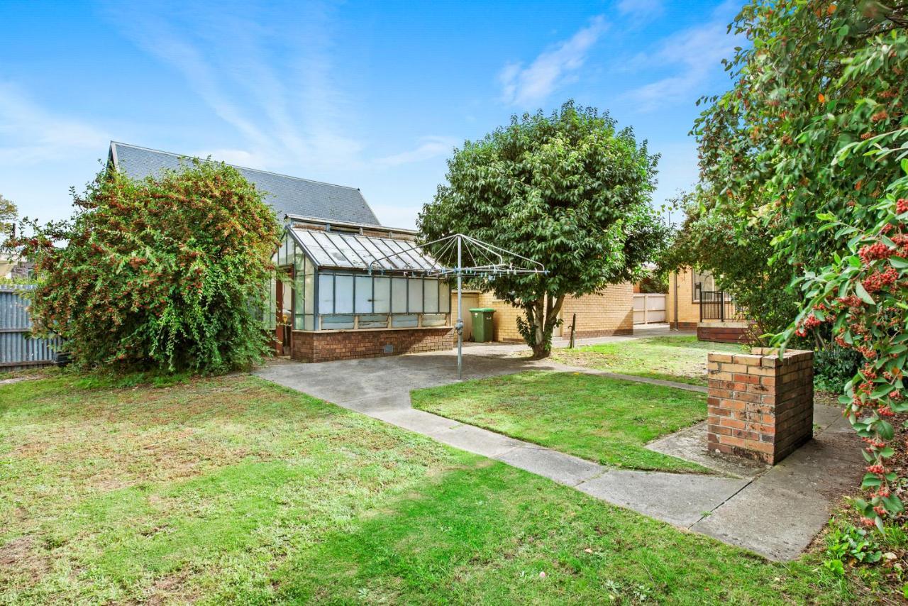 Vila Family Friendly, Sleeps 8, Big Backyard, Pet Friendly Ballarat Exteriér fotografie